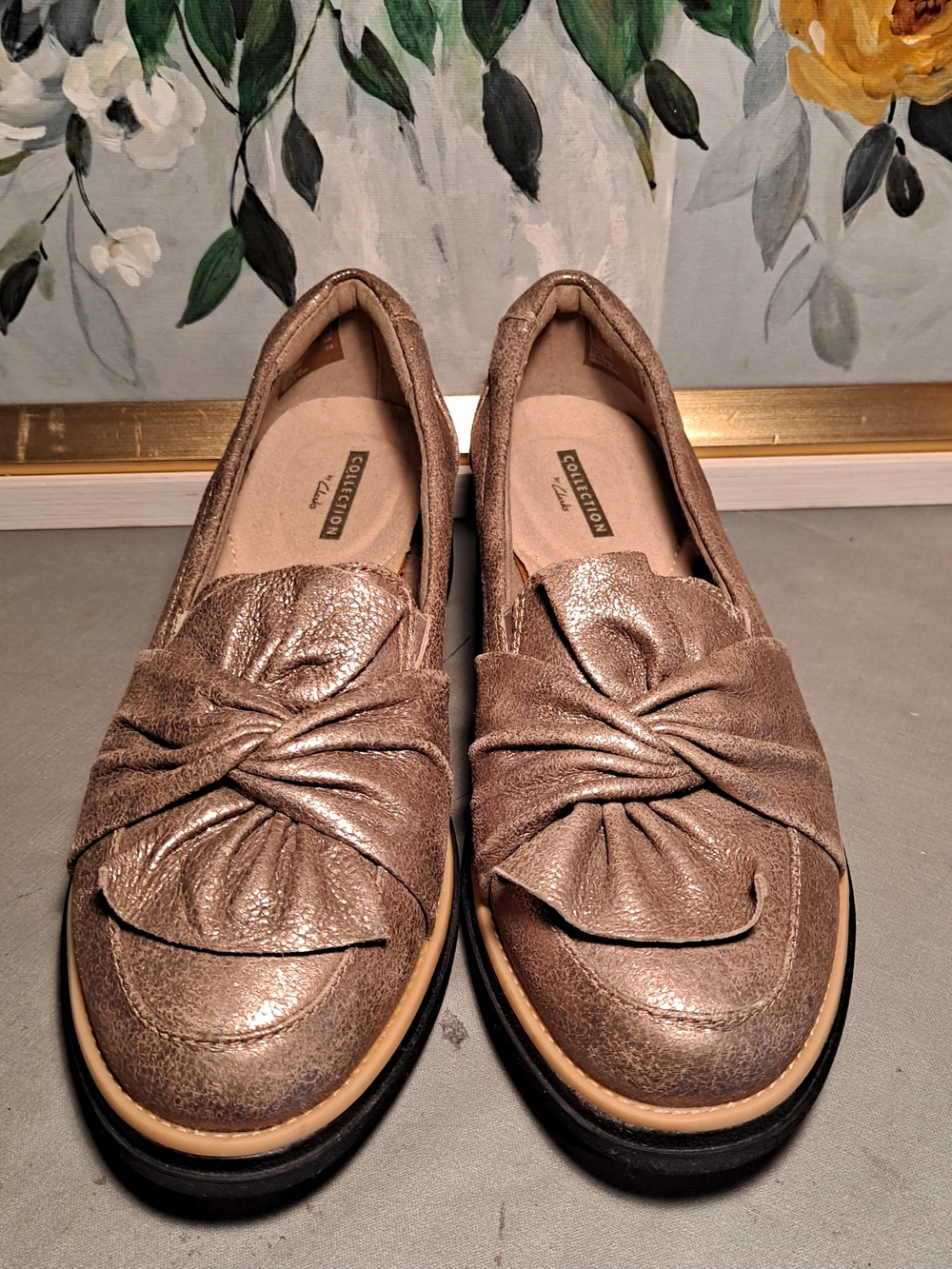 Clarks Collection Gold Metallic Knot Bow Slip-On Sharon Dasher Loafers Wedge